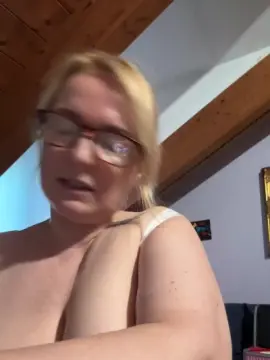 Cam4 Adult Webcams of lucestellata