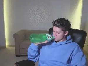 Cam4 Watch Live Sex Cams of MaxKaidenn