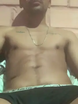 Cam4 Live Porn of brunootz