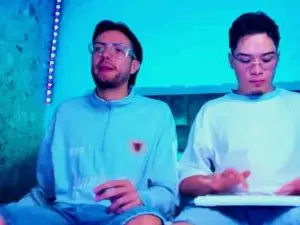 Cam4 Sex Cam of cris_and_alex