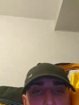 Cam4 Live Sex of Agustinkei