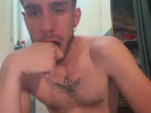Cam4 Free Live Porn of Dorian3232