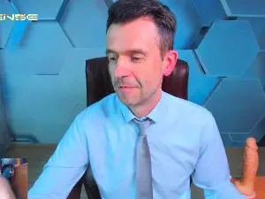 Cam4 Live Sex of HenryGarret