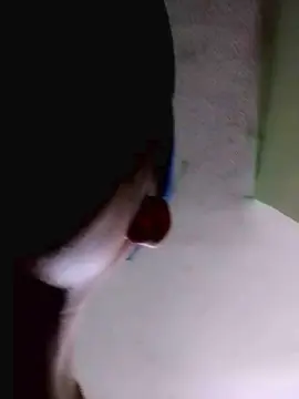 Cam4 Watch Live Sex Cams of Alonsomadeira18