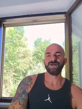 Cam4 Free Live Porn of ilciuciu20