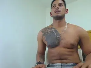 Cam4 Watch Live Sex Cams of Chris_Dick99