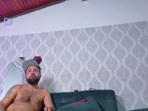 Cam4 Nude Webcam of Michael_twinkk