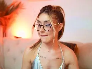 Cam4 Adult Webcam of AileenKiss
