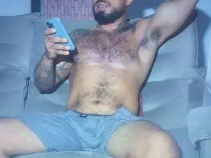 Cam4 Watch Live Sex Cams of Gorilatatuadox