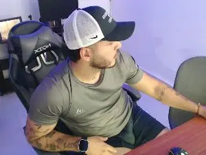 Cam4 Free Porn Cam of Thiago_420_