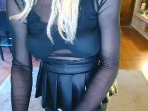 Cam4 Sex Chat of Horny_DWT