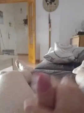 Cam4 Free Live Porn of lobo_84