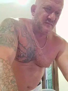 Cam4 Free Live Porn of misteralexxx