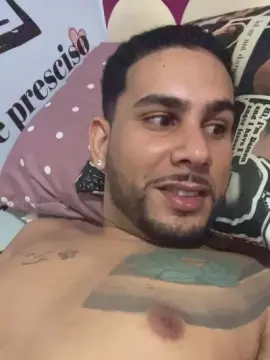 Cam4 Free Live Porn of casalsexyhot22