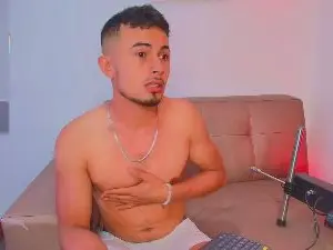 Cam4 Free Live Porn of Valentiinoss