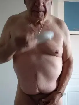 Cam4 Free Live Porn of caribane44