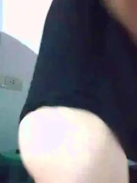 Cam4 Live Sex of tiago23hot