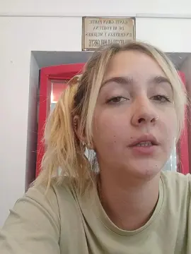 Cam4 Sex Chat of Ayee25