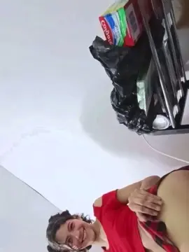Cam4 Free Live Porn of Shantal