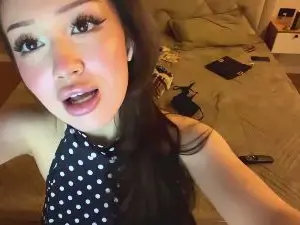 Cam4 Watch Live Sex Cams of TennilleLeahey
