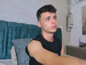 Cam4 Adult Webcam of Alhan_Twink