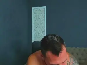 Cam4 Free Live Porn of BrianHunts