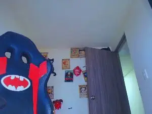 Cam4 Watch Live Sex Cams of Selinna_Kylie