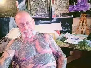 Cam4 Live Porn of blindsurfer