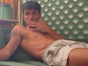 Cam4 Live Porn of lele03roma