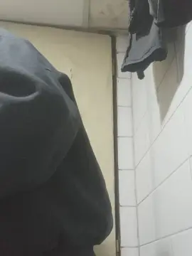 Cam4 Live Sex of frostyhotxxx