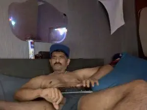 Cam4 Live Porn of livingitnow