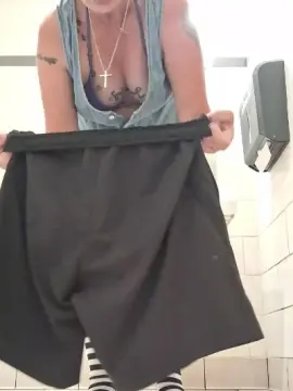 Cam4 Sex Cam of Daisy747