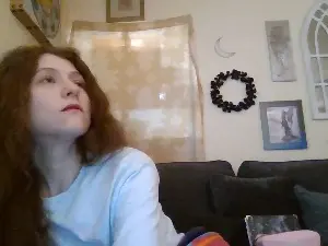 Cam4 Adult Webcam of QueenCrimson