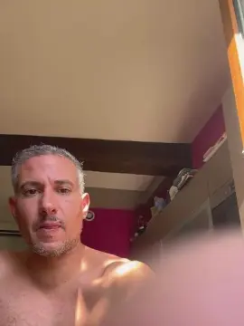 Cam4 Watch Live Sex Cams of max83_fun