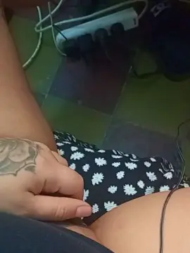 Cam4 Free Live Porn of luz091