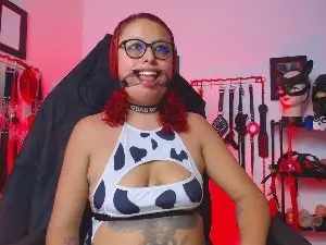 Cam4 Free Porn Cam of slaverubi_