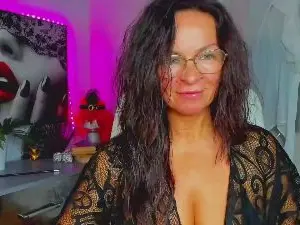 Cam4 Nude Webcam of Helen_Wild