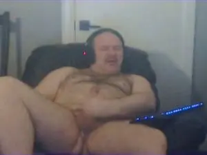 Cam4 Free Live Porn of behindu123