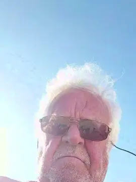 Cam4 Live Porn of oldviceman