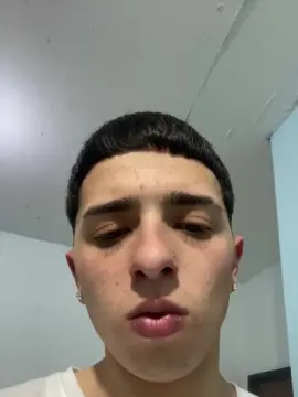 Cam4 Live Porn of Thomikaty98