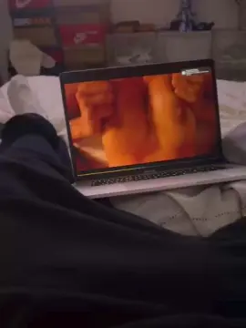 Cam4 Nude Webcam of Elsutro369