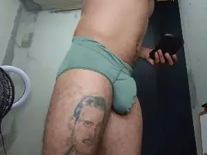 Cam4 Nude Webcam of Davidpervert