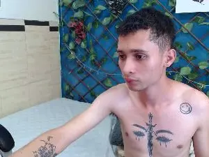 Cam4 Sex Cam of LucassSmithh