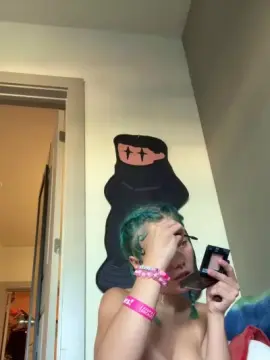 Cam4 Free Porn Cam of trickzforstickz