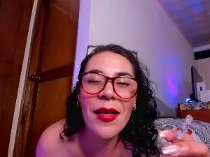 Cam4 Free Live Porn of mia_velvet1