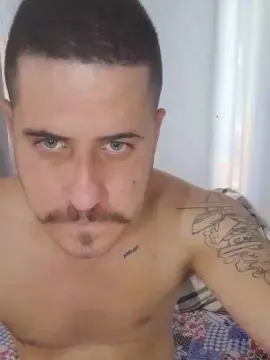 Cam4 Watch Live Sex Cams of polaco061