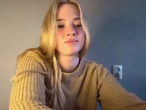 Cam4 Free Live Porn of LatoshaRenzoni