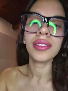 Cam4 Nude Webcam of Ashleykitty00