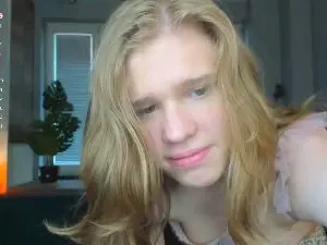 Cam4 Live Sex of DarceyOnsurez