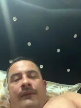 Cam4 Live Sex of geovanny75